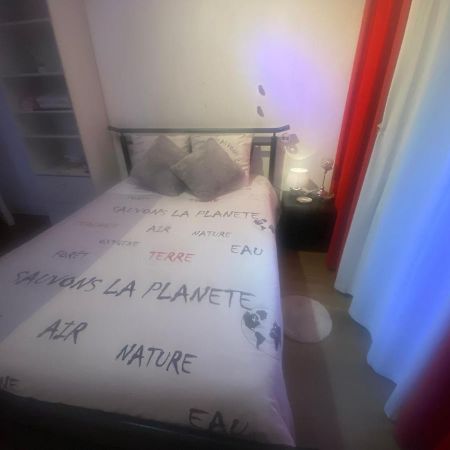 salle calme Libourne Extérieur photo